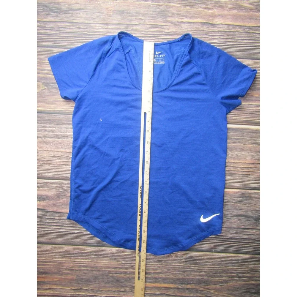 Nike Womens Size XS Blue‎ Round Neck Short Sleeve Tee T Shirt Athletic Gym